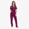 Blusa de trabajo con cuello en V Eds Essentials para mujer
