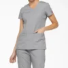 Blusa de trabajo con cuello en V Eds Signature para mujer Blusa de trabajo con cuello en V Eds Signature para mujer