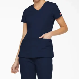 Blusa de trabajo con cuello en V Eds Signature para mujer