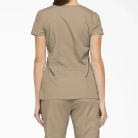 Blusa de trabajo con cuello en V Eds Signature para mujer