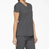 Blusa de trabajo con cuello en V Eds Signature para mujer