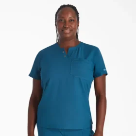 Camisa médica Henley Eds Nxt para mujer
