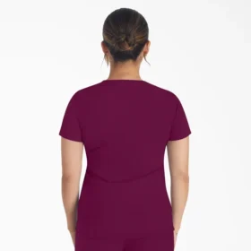 Camisa médica Henley Eds Nxt para mujer