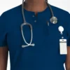 Camisa médica Henley Eds Nxt para mujer