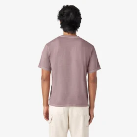 Camiseta con bolsillo teñida en prenda