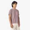 Camiseta con bolsillo teñida en prenda Camiseta con bolsillo teñida en prenda