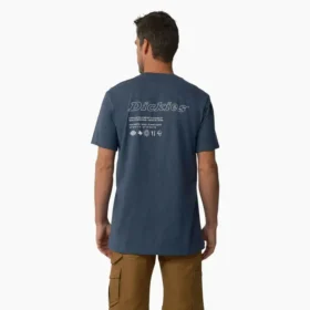 Camiseta con bolsillo y estampado «United by Work»