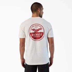 Camiseta con diseño de águila