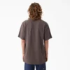 Camiseta de bolsillo de tejido grueso desgastada