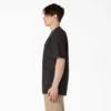 Camiseta de cuello redondo a rayas con bolsillo, corte regular