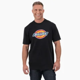 Camiseta gráfica de manga corta con logotipo tricolor