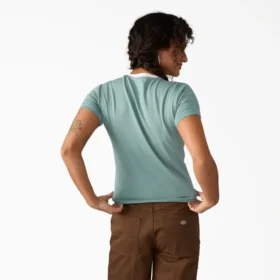 Camiseta Plainville Ringer para mujer