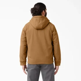 Chaqueta con capucha y forro polar de pelo largo