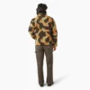 Chaqueta de forro polar de pelo largo con corte holgado y estampado de camuflaje