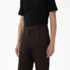 Highsnobiety y Dickies: pantalones de trabajo con pliegues Highsnobiety y Dickies: pantalones de trabajo con pliegues