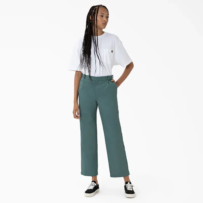 Highsnobiety y Dickies: pantalones de trabajo con pliegues Highsnobiety y Dickies: pantalones de trabajo con pliegues