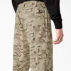 Pantalones cargo de camuflaje de corte holgado de Dickies Skateboarding Pantalones cargo de camuflaje de corte holgado de Dickies Skateboarding
