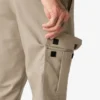 Pantalones cargo de corte ajustado
