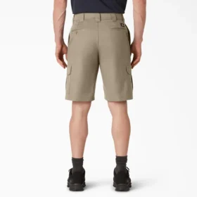 Pantalones cortos cargo de corte regular con cintura activa y tecnología Flex Cooling, 28 cm