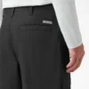 Pantalones cortos utilitarios Flex Cooling de corte regular, 33 cm