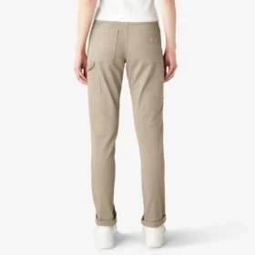 Pantalones de carpintero de corte recto ajustado con bajo enrollado para mujer