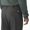 Pantalones Flex Cooling de corte regular Pantalones Flex Cooling de corte regular