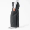 Pantalones Husky Classic Fit para niño, tallas 8-20 Pantalones Husky Classic Fit para niño, tallas 8-20