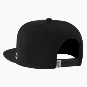 Sombrero de visera plana bordado
