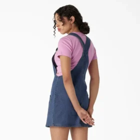 Vestido tipo peto de denim de corte regular para mujer