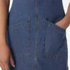 Vestido tipo peto de denim de corte regular para mujer